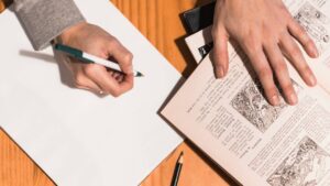 Escriptura creativa i ràdio
