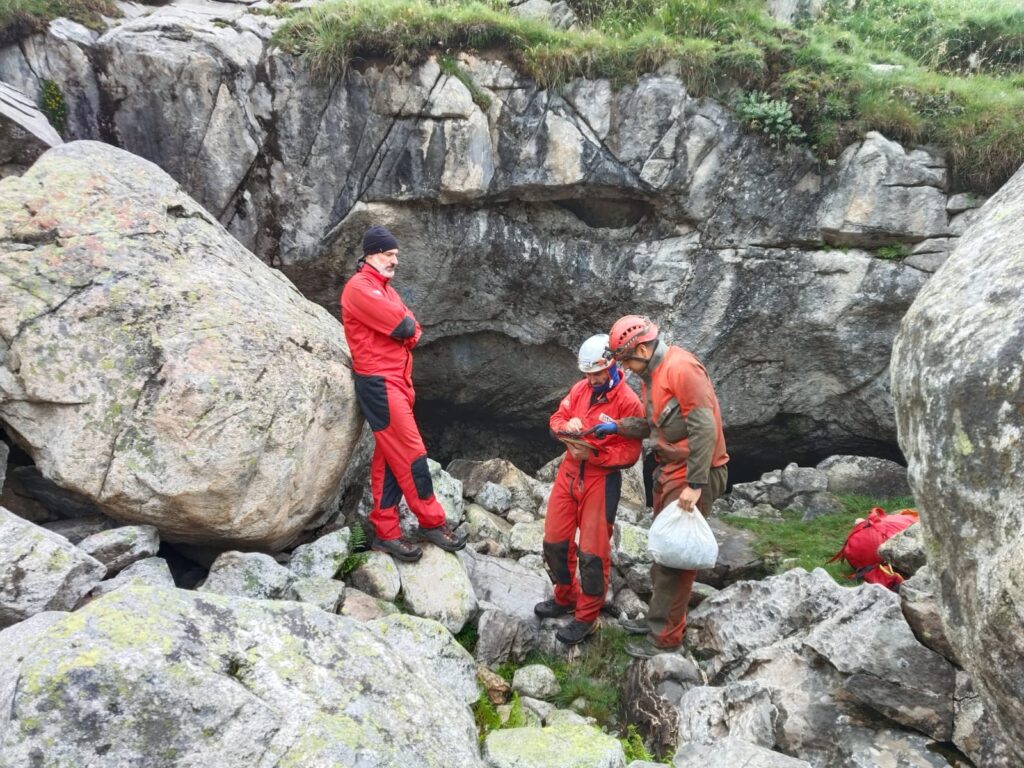 exploració subaquàtica a Benasque
